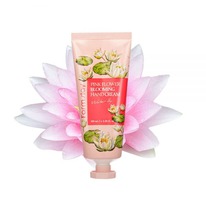      Farmstay PINK FLOWER BLOOMING HAND CREAM WATER LILY