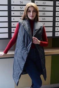 ����� ����