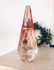 GIVENCHY Ange ou Demon le Secret ������ 35% �� 28.02.