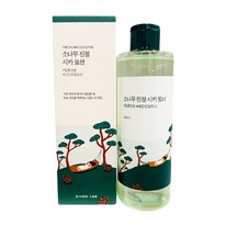 ����� � ������� ������� Round Lab Pine Calming Cica Toner ����� � ����������� ��