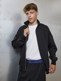   23.12  Batik   (098 25) 098 25-2 