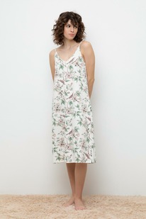 25.03  Very Neat ������� ���� 10002/����� �����,�������� ���