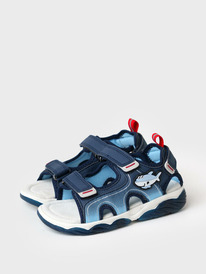 12.04  PlayToday �������� ��� ��������� 12612752