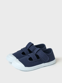 12.04  PlayToday �������� ��� ��������� 12612767