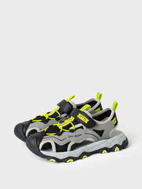 12.04  PlayToday �������� ��� ��������� 12611776