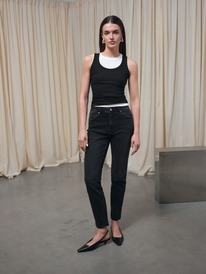 14.04 Conte ���������� ��������� CONTE CON-790 ׸���� ������ slim � �������� ���