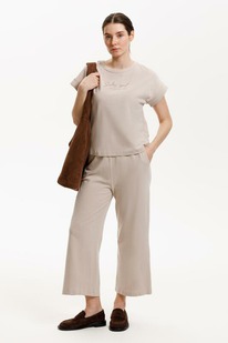 21.04 Very Neat ����� ��� ��� 4146/�������