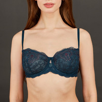 02.05  Alisee ����������� Mon amour 770239 �������� ������