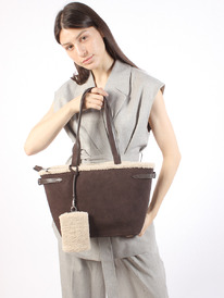 11.06 LACCOMA ����� P5895-���������� ��� ����, ������������ ���